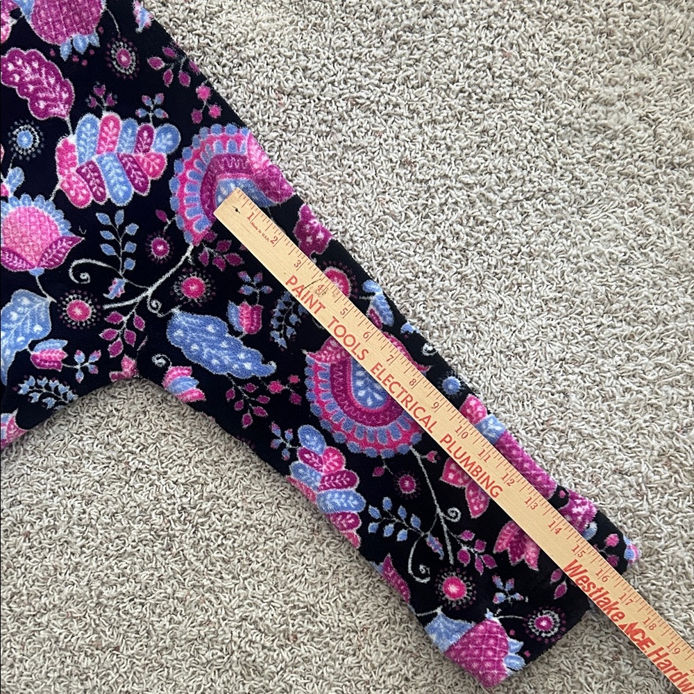 Vera Bradley💕Black, Hot Pink & Purple ALPINE FLORAL Hooded BATHROBE. Size S/M - Picture 15 of 15
